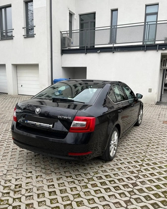 Skoda Octavia cena 63500 przebieg: 159000, rok produkcji 2019 z Kielce małe 46